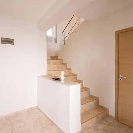 Makou Villa